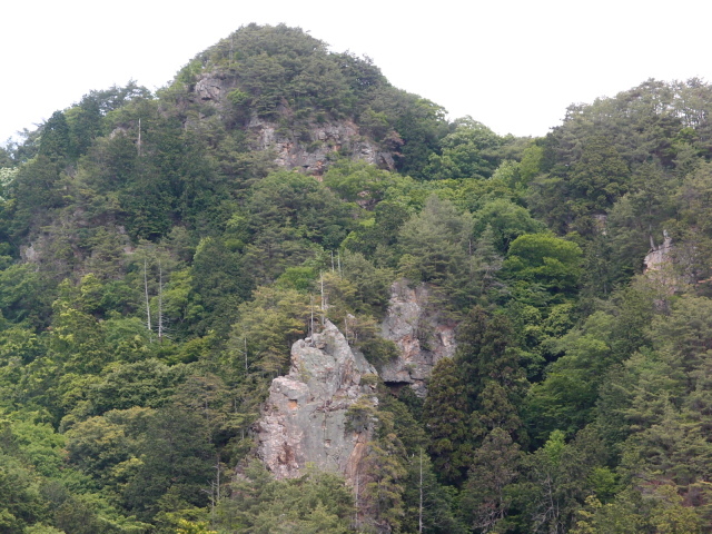 4.5反省岩から滝岩.JPG